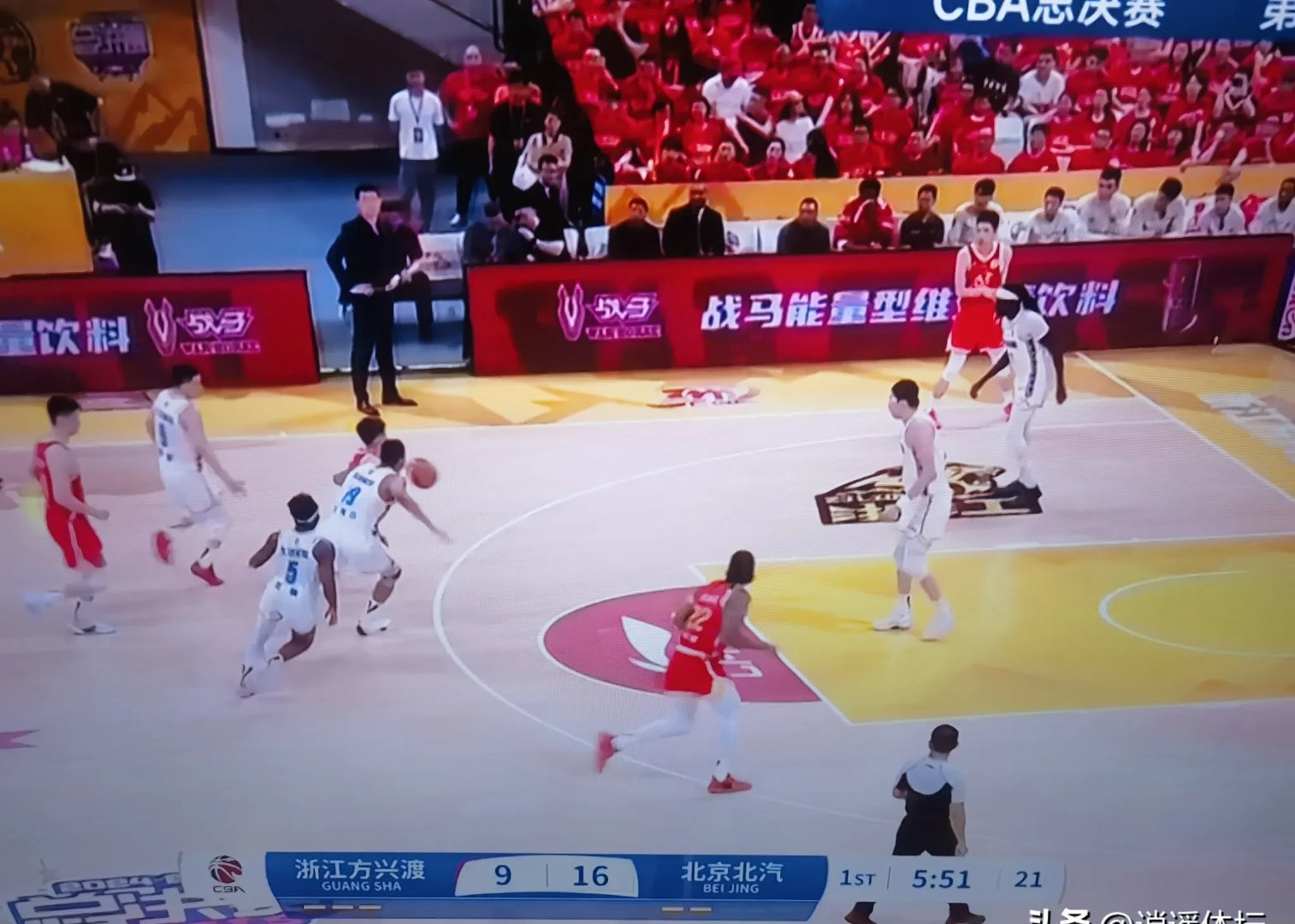 九游娱乐-阿扎伦卡在德国队比赛中持续失利，出色防守引发热议！气势如虹延续的简单介绍